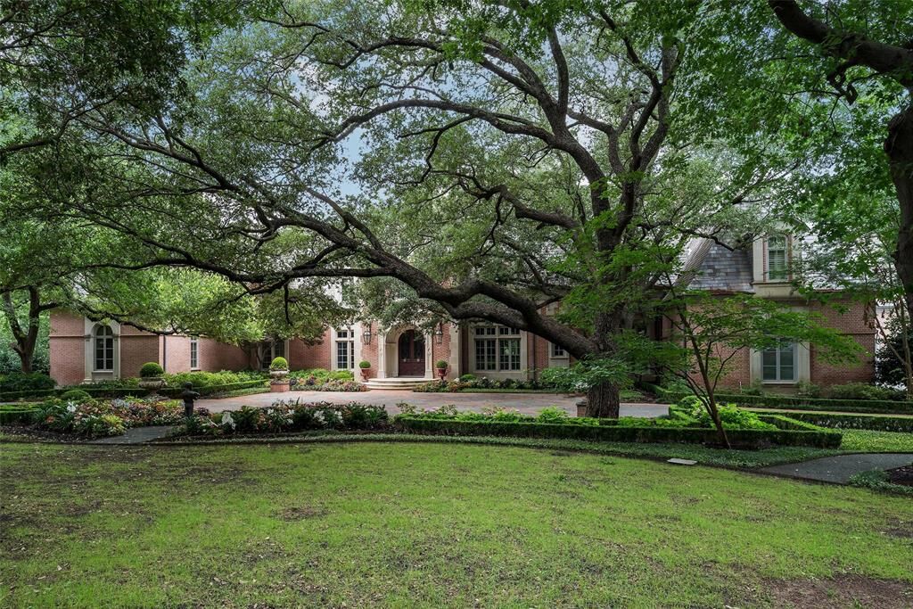Property Photo:  9769 Audubon Place  TX 75220 