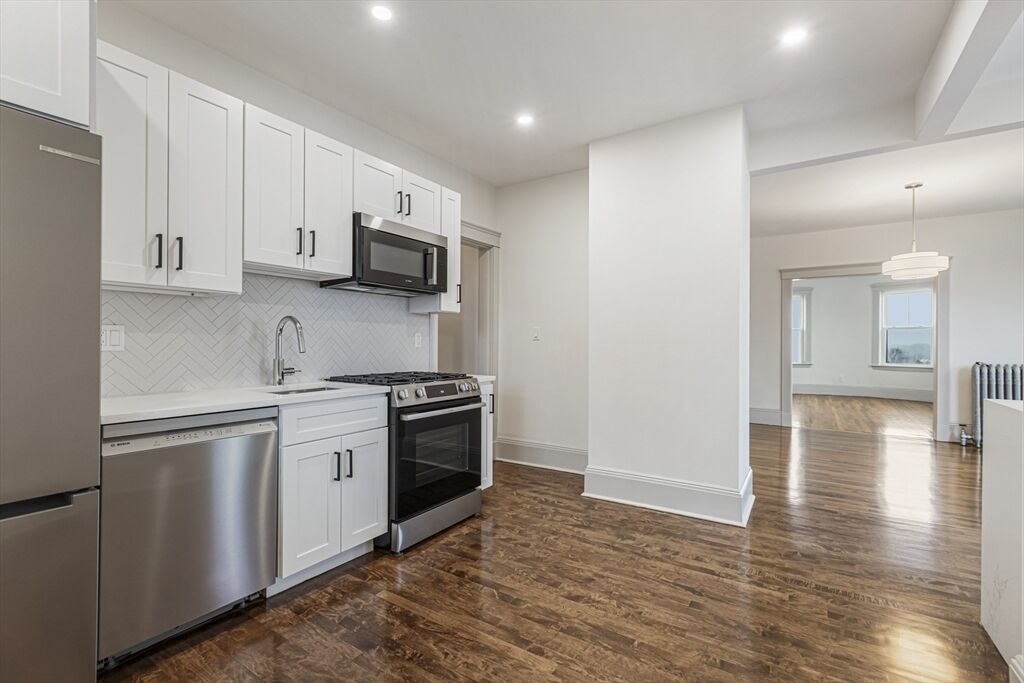 Property Photo:  41 Westmoreland 3  MA 02124 