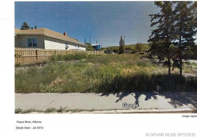 Property Photo: 9413/9411 98 Street AB T8S 1S4