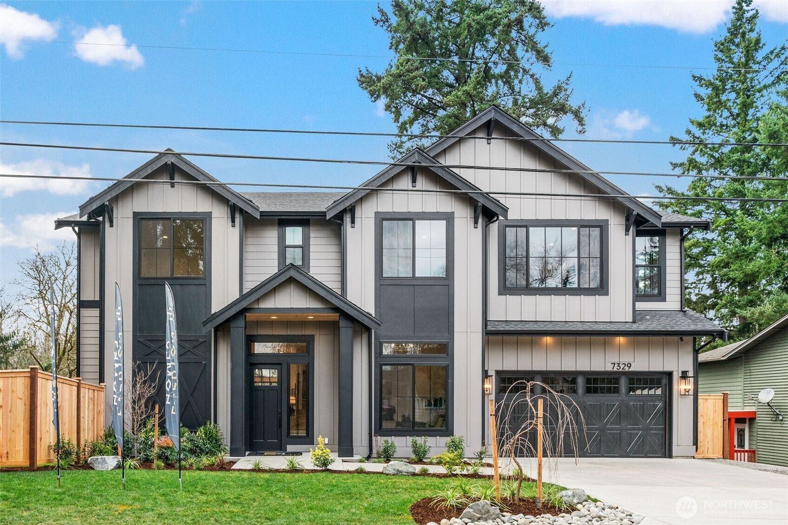 Property Photo:  7329  151st Avenue NE  WA 98052 