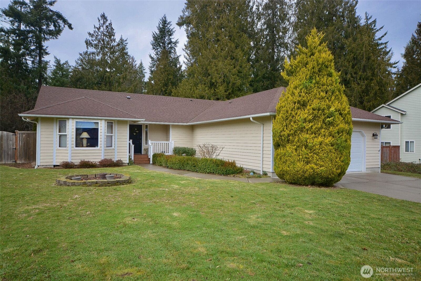 Property Photo:  15718  Topaz Drive SE  WA 98597 