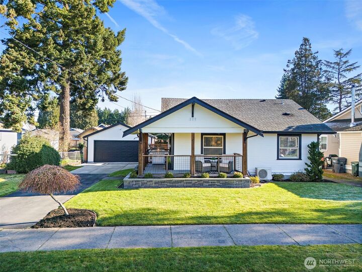 Property Photo: 331 4th Street SE WA 98372