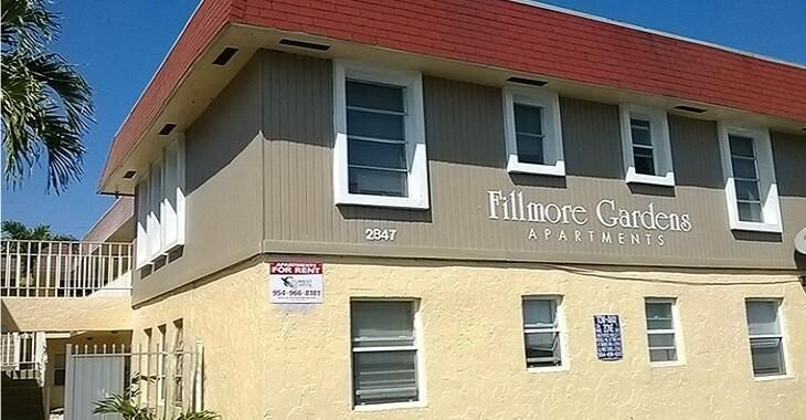 Property Photo: 2847 Fillmore Street 403 FL 33020