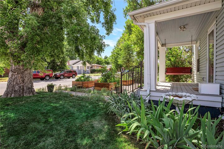 Property Photo: 4271 S Elati Street CO 80110