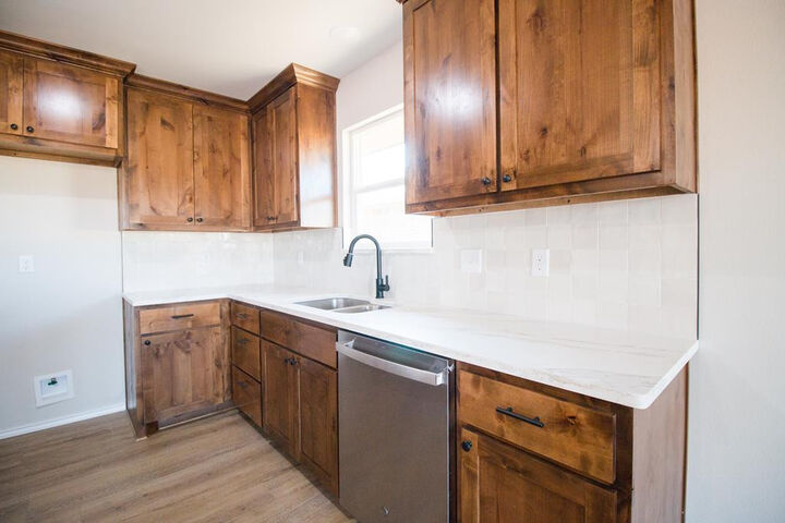 Property Photo:  5409 Coral Way  TX 76904 