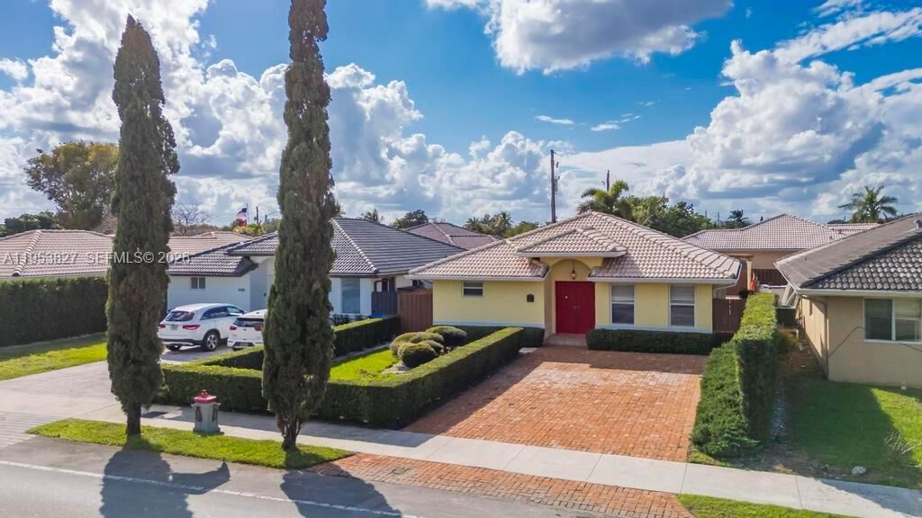 Property Photo:  4370 SW 82nd Ave  FL 33155 