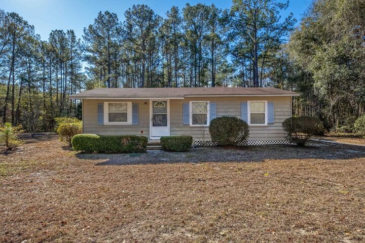 Property Photo:  36 Horseshoe Road  FL 32333 