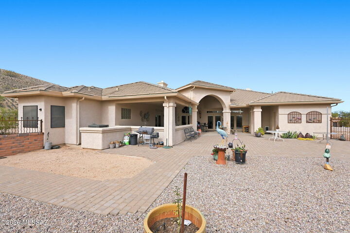 Property Photo: 1731 W Placita De La Escalera AZ 85629