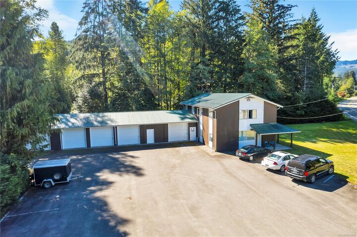 Property Photo: 1260 Sayward Rd BC V0P 1R0