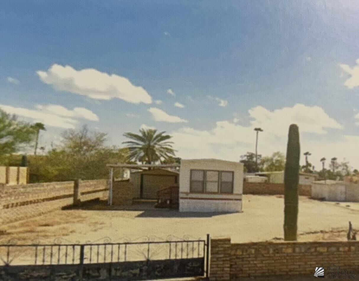Property Photo:  12407 E 36 Way  AZ 85367 
