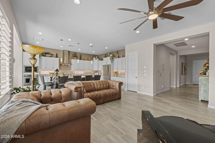 Property Photo:  5250 S Wesley Circle  AZ 85212 