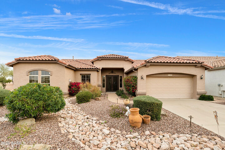 Property Photo: 4100 E Strawberry Drive AZ 85298