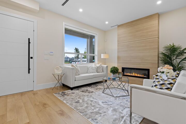 Property Photo: 20158 82 Avenue BC V2Y 2A8