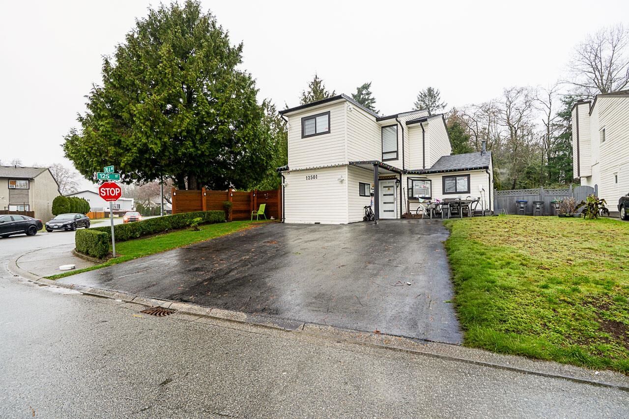 Property Photo: 12501 76A Avenue BC V3W 7W5