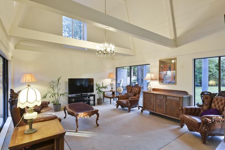 4943 Cliff Drive — photo 1