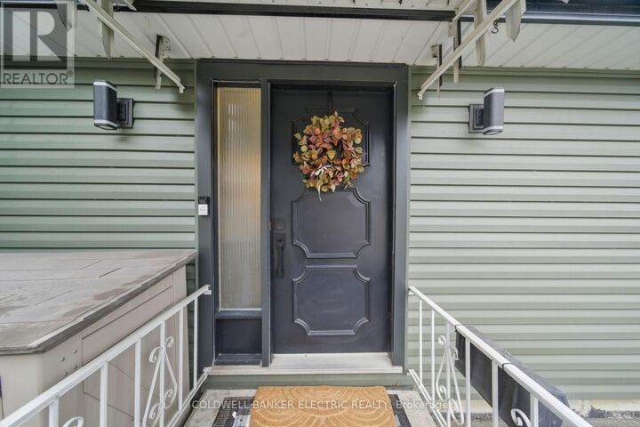 Property Photo: 1673 Redwood Drive ON K9K 1M2