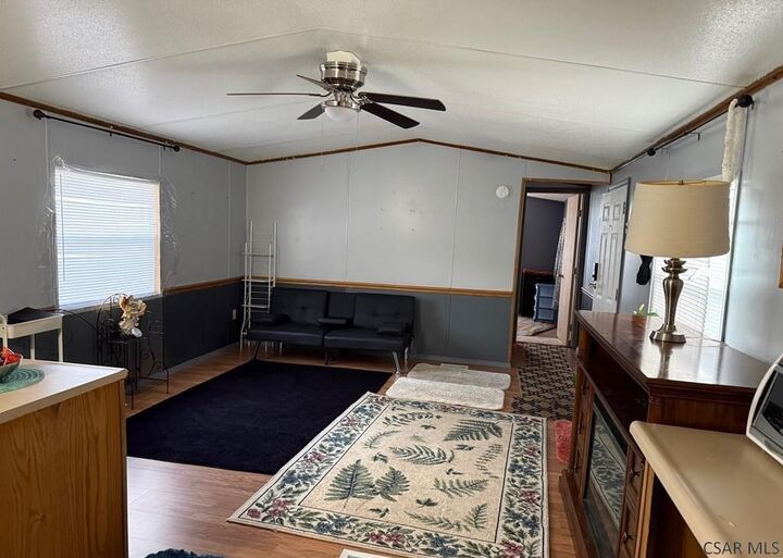 Property Photo: 342 Stonehedge Ct PA 15904