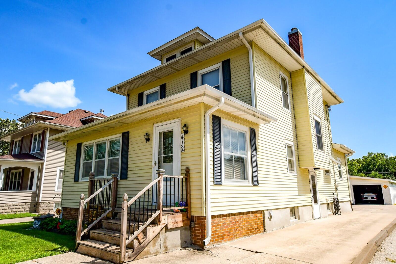Property Photo:  412 Anderson Street  IA 50130 