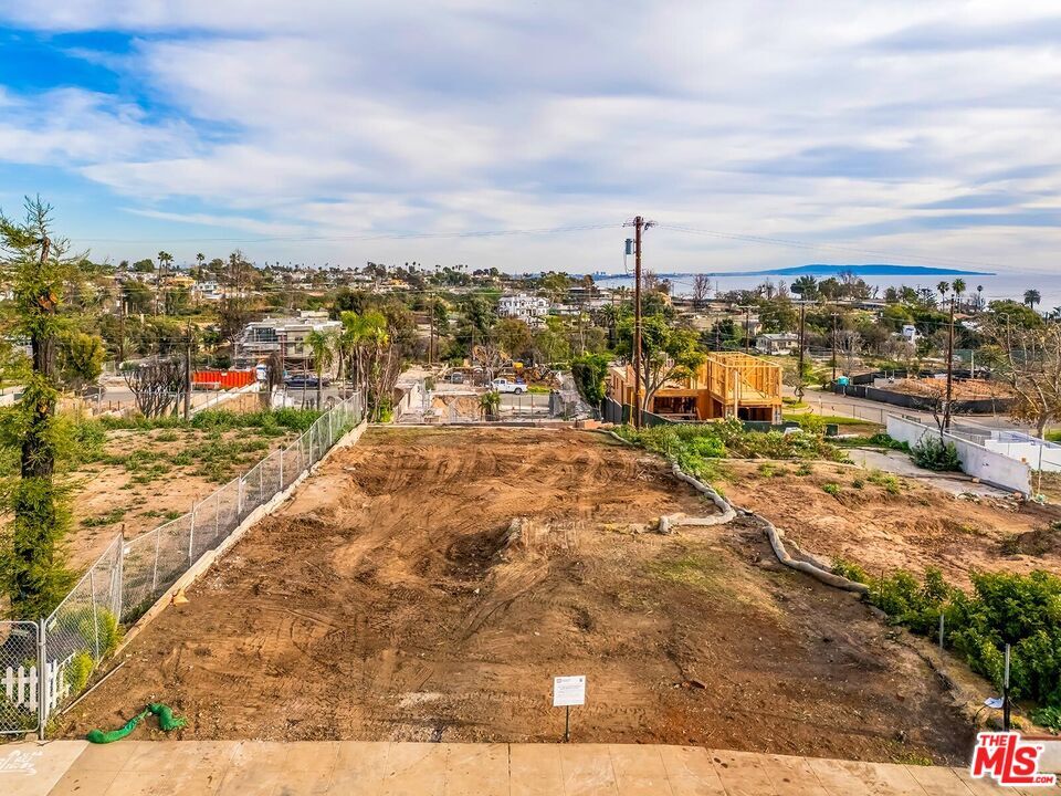 Property Photo: 16784 Edgar St CA 90272