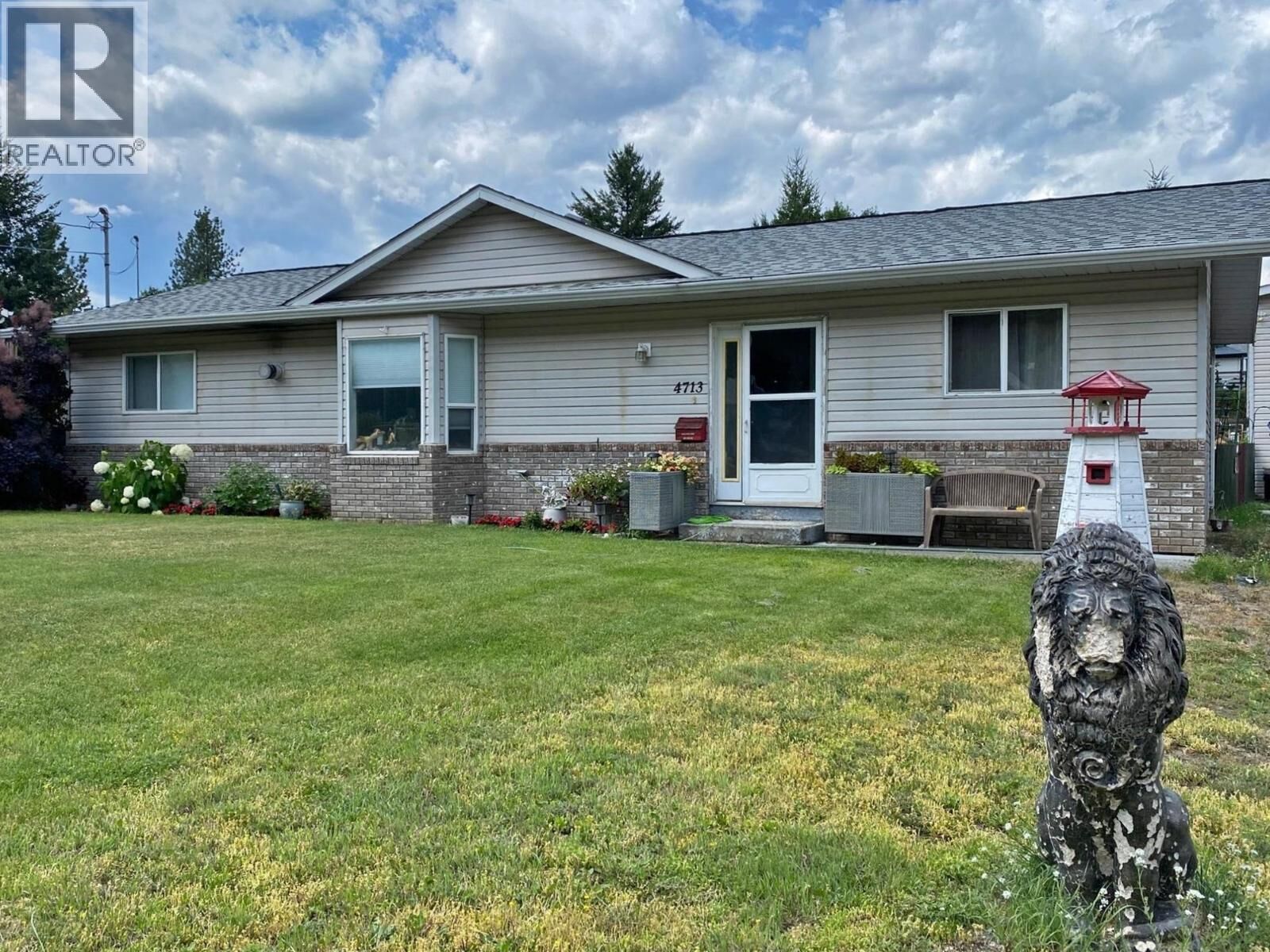Property Photo: 4713 Birch Lane BC V0E 1E0