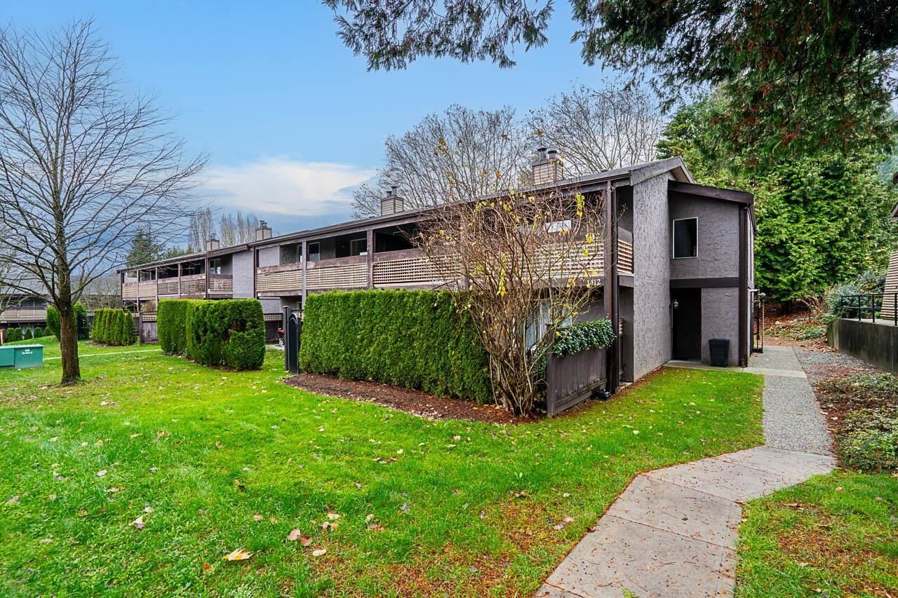 Property Photo:  34909 Old Yale Road 1422  BC V3G 2E7 