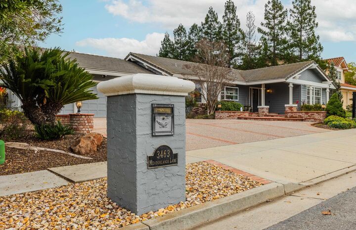 Property Photo:  3463 Meadowlands Ln  CA 95135 