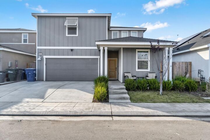 Property Photo:  2831 N Redda Road  CA 93737 