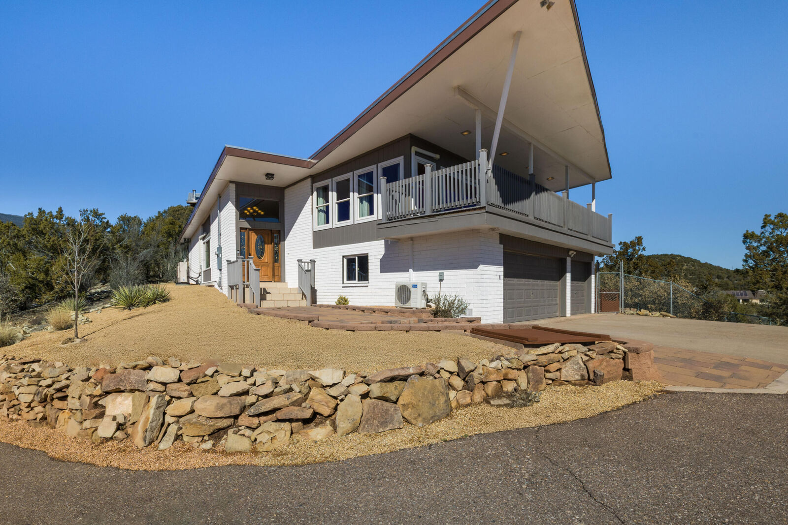 Property Photo:  37 Matterhorn Drive  NM 87008 