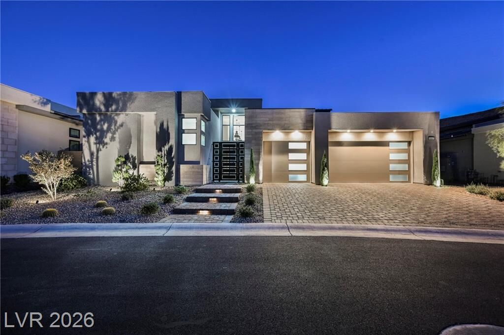 Property Photo: 10837 White Clay Drive NV 89135