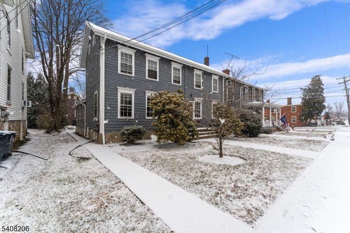 Property Photo:  20 Park Ave A  NJ 08822 