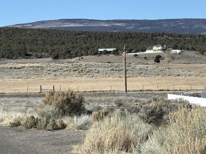 Property Photo: 95 E Blue Meadow Ln UT 84759