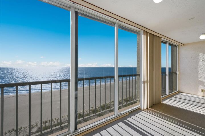 Property Photo:  4401 Gulf Of Mexico Drive 601  FL 34228 
