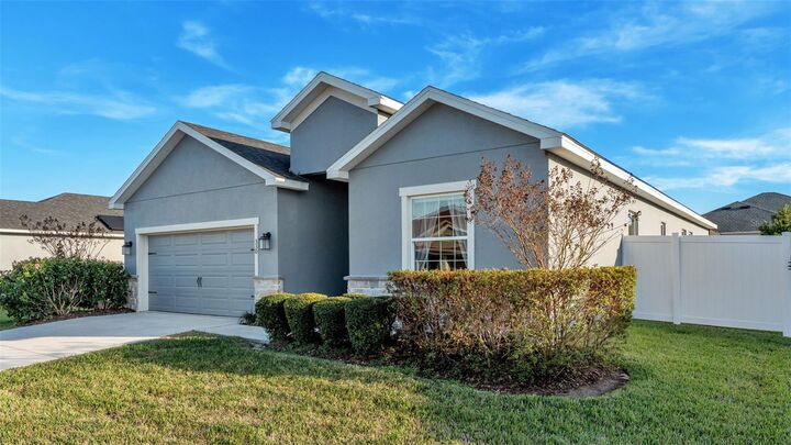 Property Photo:  330 Travelers Creek Drive  FL 33823 