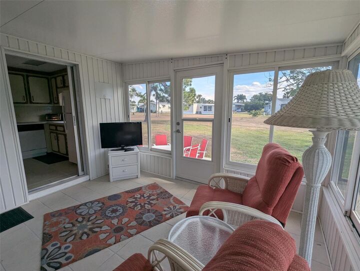 Property Photo:  2100 Kings Highway 833  FL 33980 