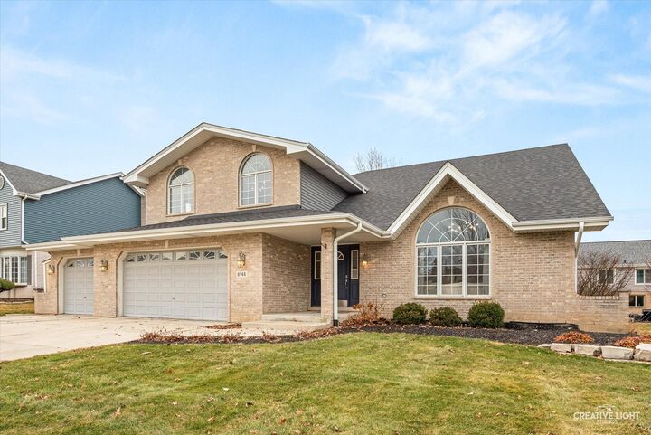 Property Photo:  8146 Hampton Drive  IL 60517 