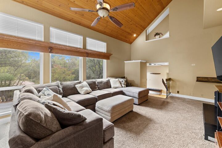 Property Photo: 3590 Montclair Road CA 95682