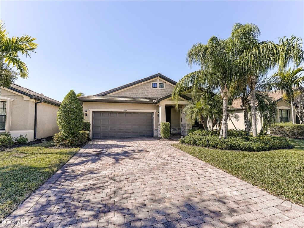 Property Photo:  12044 Winfield Circle  FL 33966 
