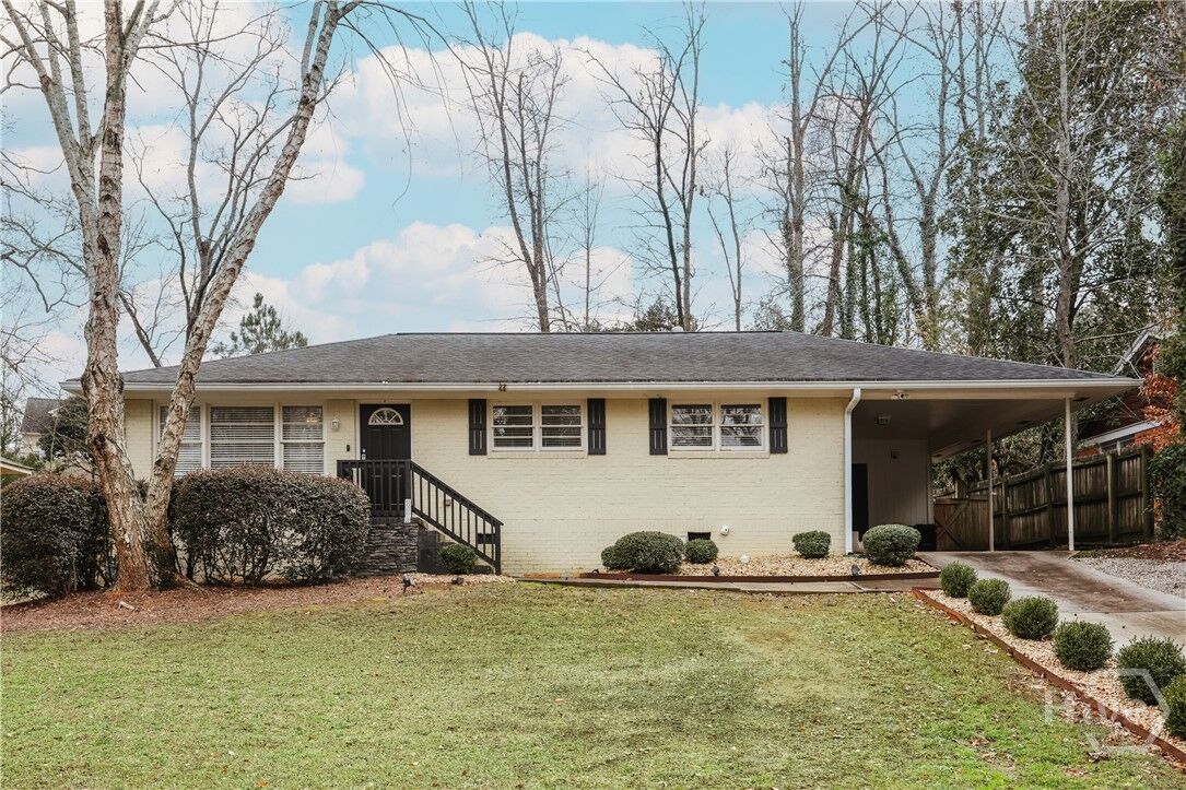 Property Photo:  578 Woodland Hills Drive  GA 30606 