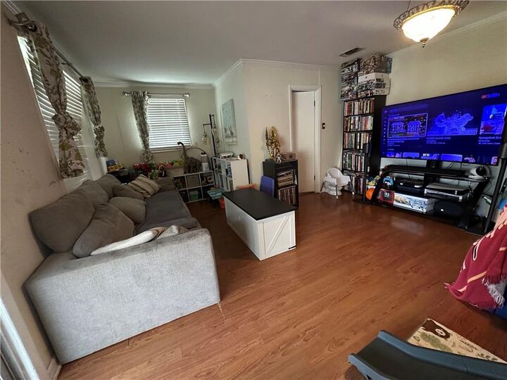 Property Photo:  729 Blanche Street  LA 70003 