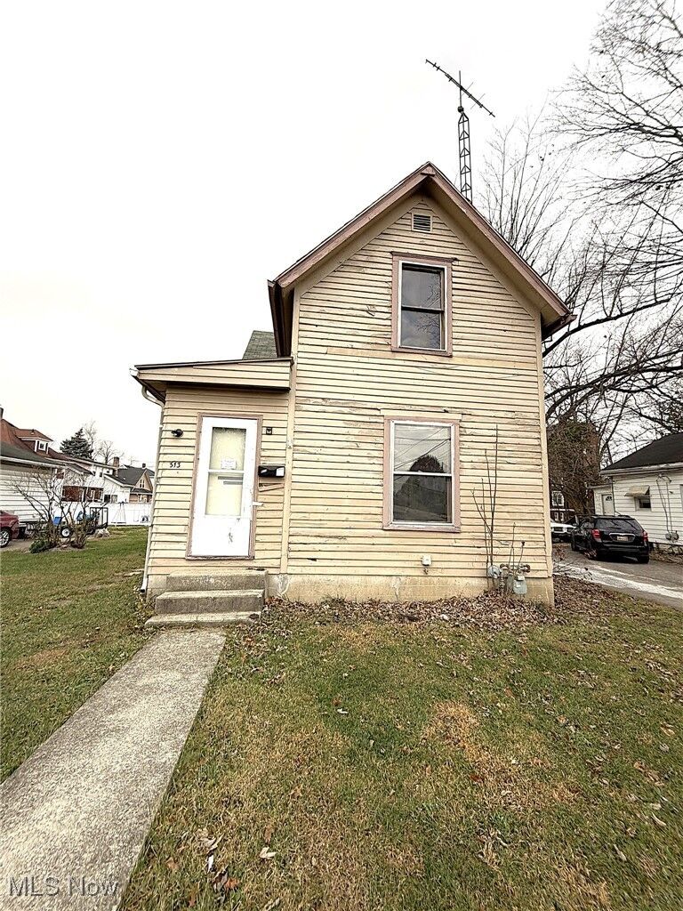 Property Photo: 513 N Charles Street OH 45805