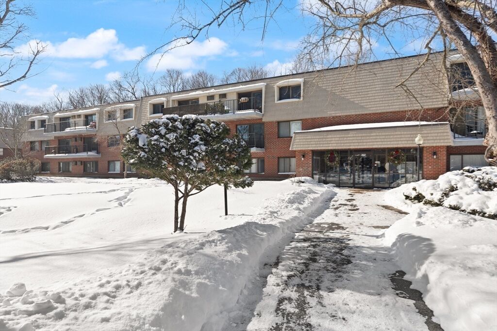 Property Photo:  575 Broad St 315  MA 02189 