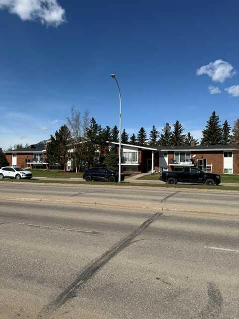 Property Photo: 11114 Hoppe Avenue 202 AB T0E 0Y0