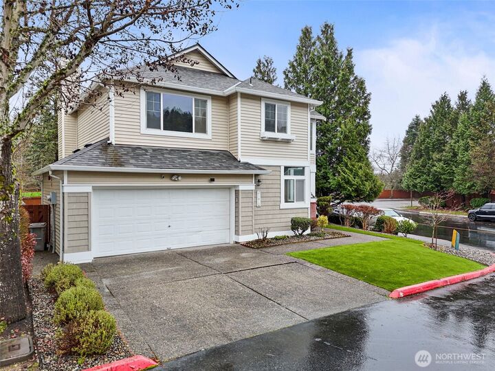 Property Photo:  21810  43rd Place S 7  WA 98032 