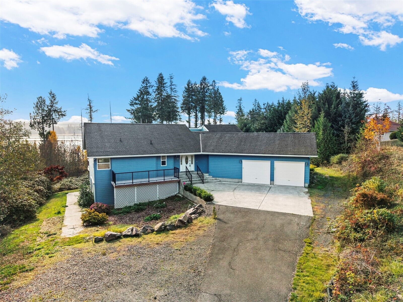 Property Photo: 211 Basswood Drive WA 98645