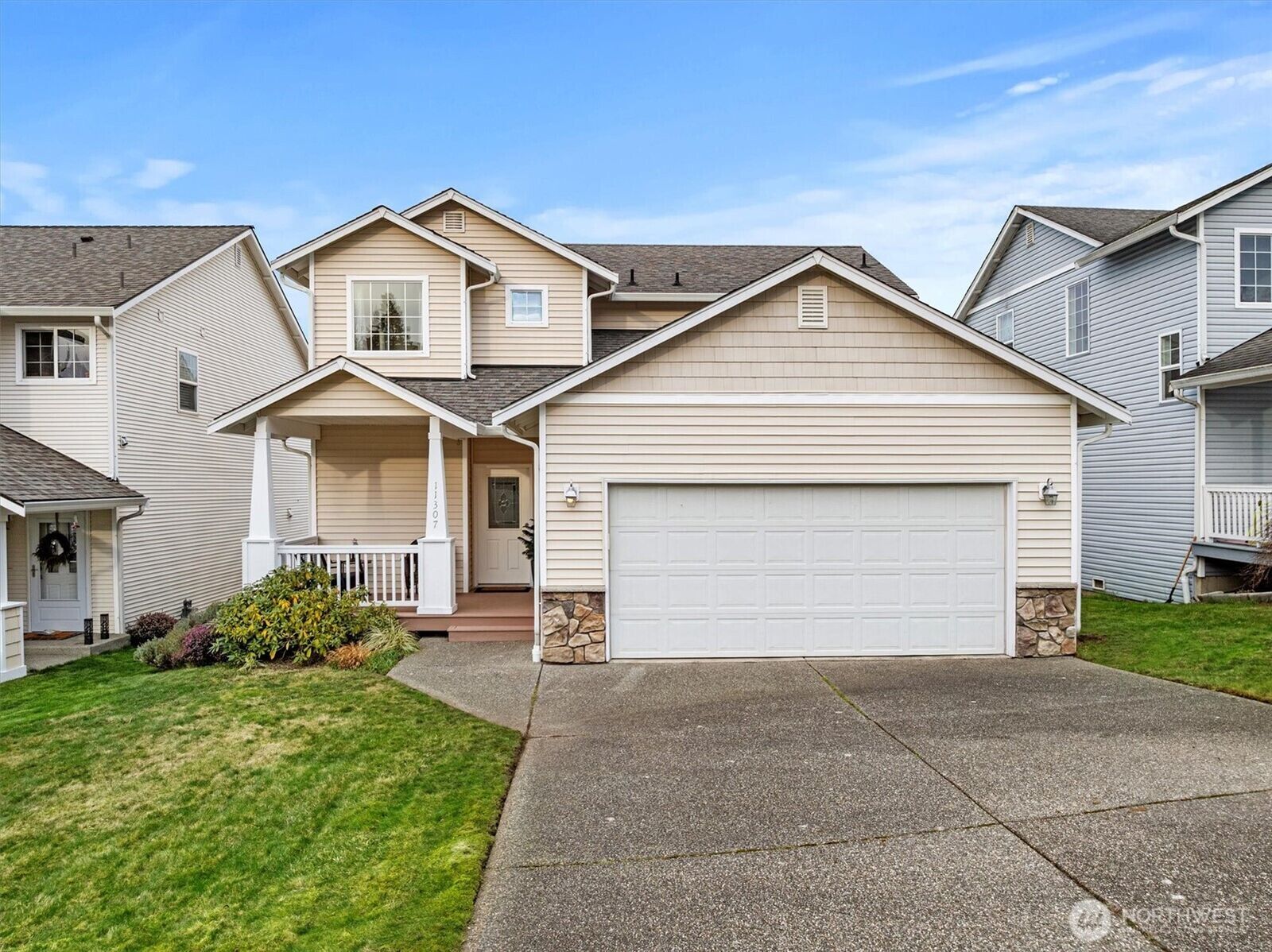 Property Photo: 11307 13th Street SE WA 98258