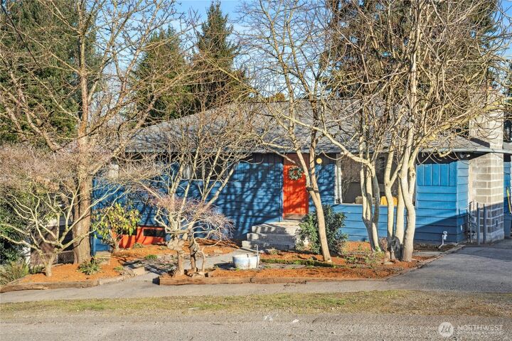 Property Photo:  10034  3rd Avenue SW  WA 98146 