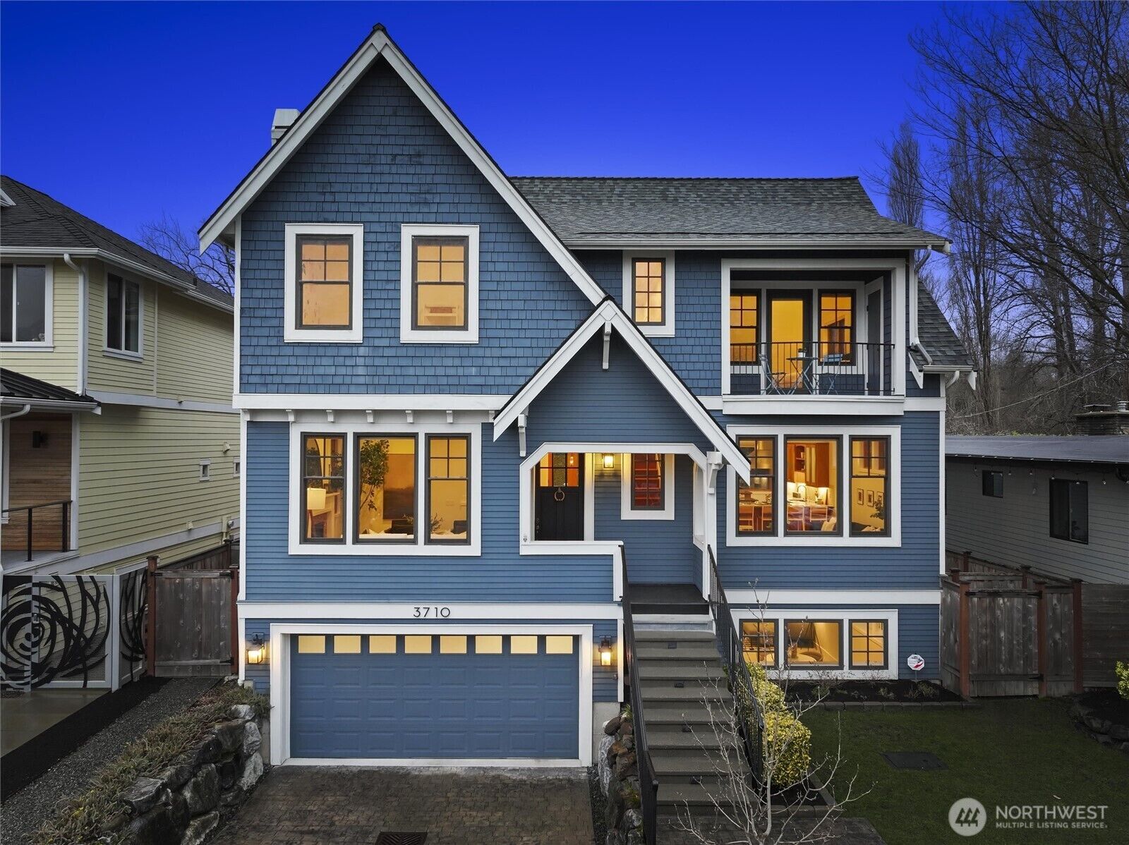 Property Photo: 3710 NE 41st Street WA 98105