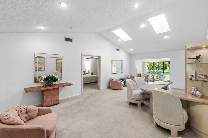 Property Photo:  10057 Shadywood Place  FL 33437 