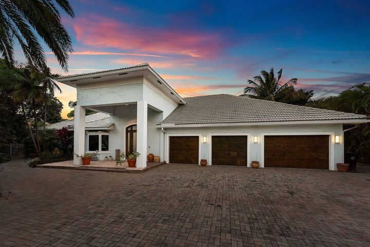 Property Photo:  2311 NE 47th Street  FL 33064 