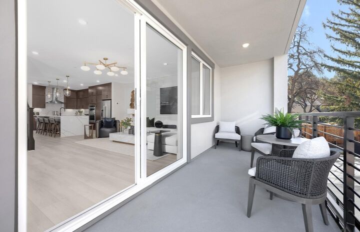 Property Photo:  283 Wagon Way 032-02 Plan 5  CA 95008 